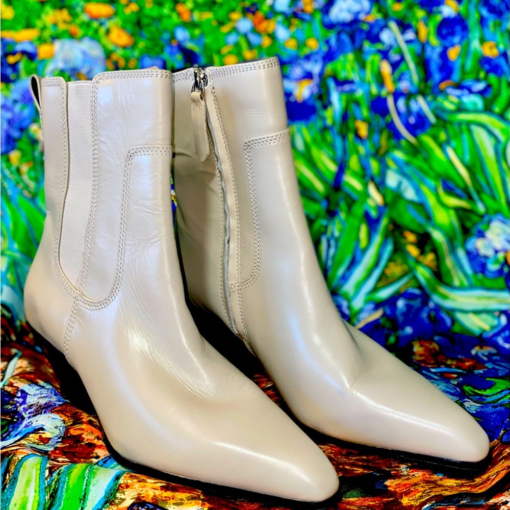 Franco Sarto Pointed Toe Boots 6.5 - Picture 5 of 7